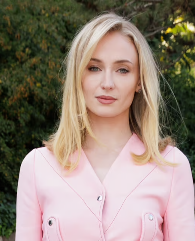 Sophie-Turner (kopia)